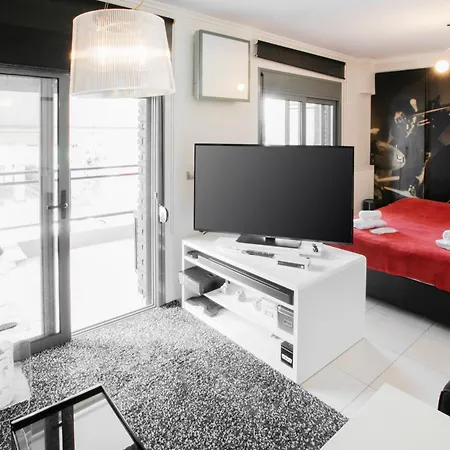 Delmare Black&white Studio * Thessaloniki