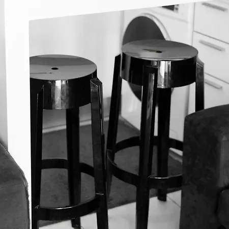 Delmare Black&white Studio * Thessaloniki